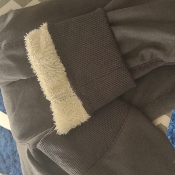 Eddie Bauer joggers mens Size M Fully lined faux shearling body and pockets Grey - Picture 7 of 12